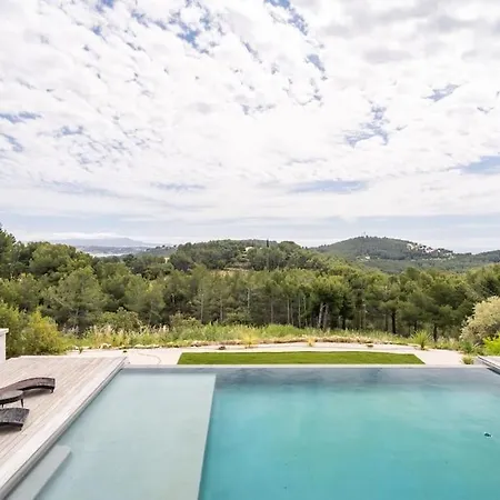 Vue Et Pinede Villa Bandol